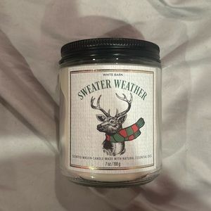 Bath and body works white barn sweater weather candle